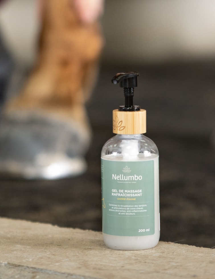 Gel de massage rafraîchissant Nellumbo