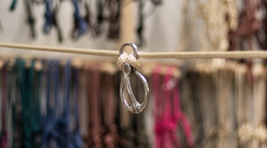 anneau attache facile