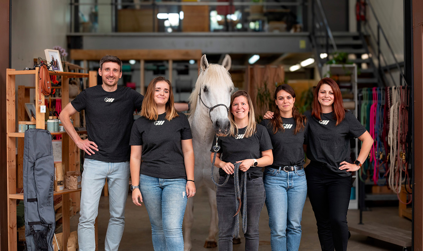 team horse and ropes atelier